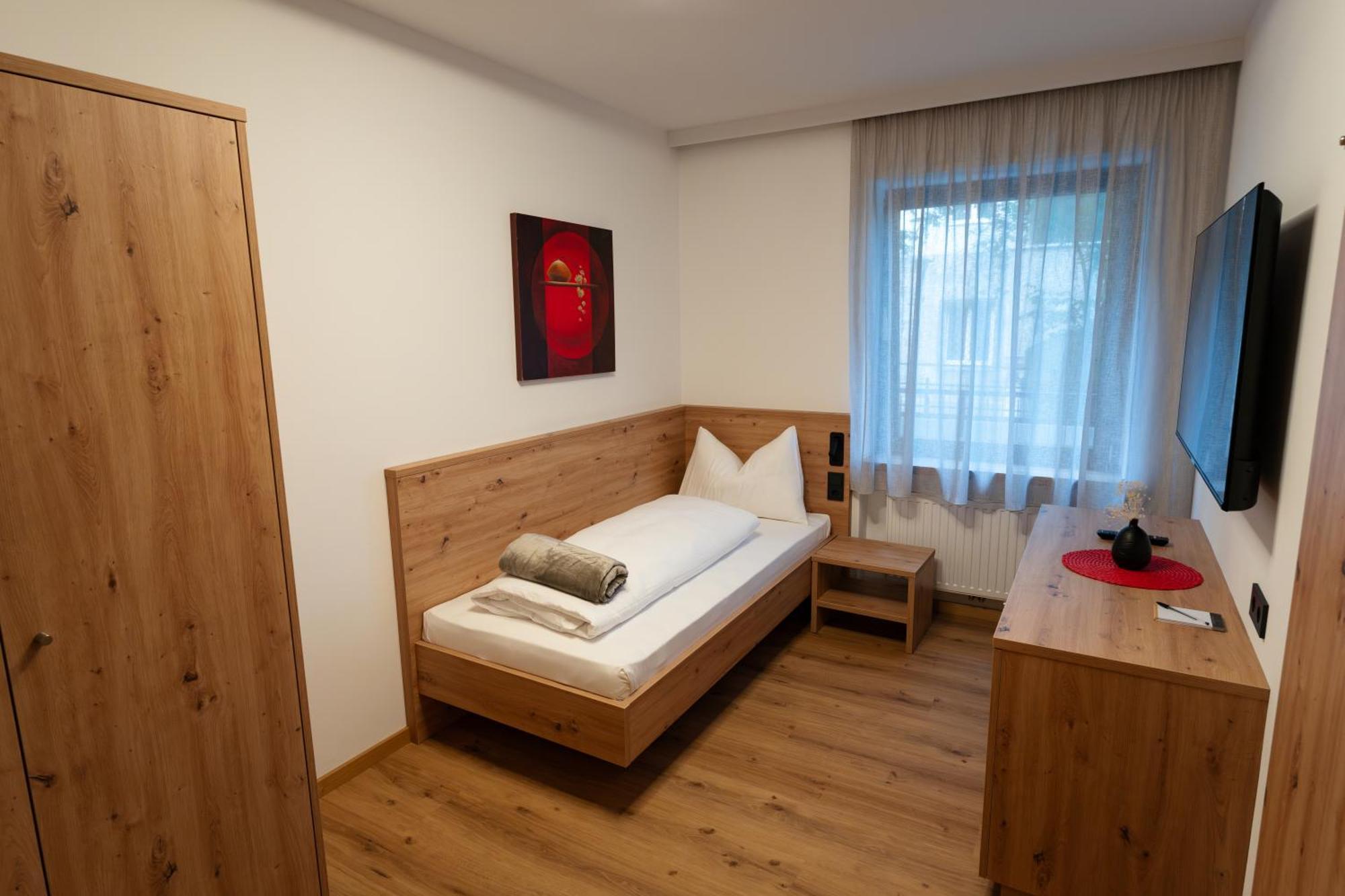 Self Service Hotel Schnalser Hof Натурно Екстериор снимка