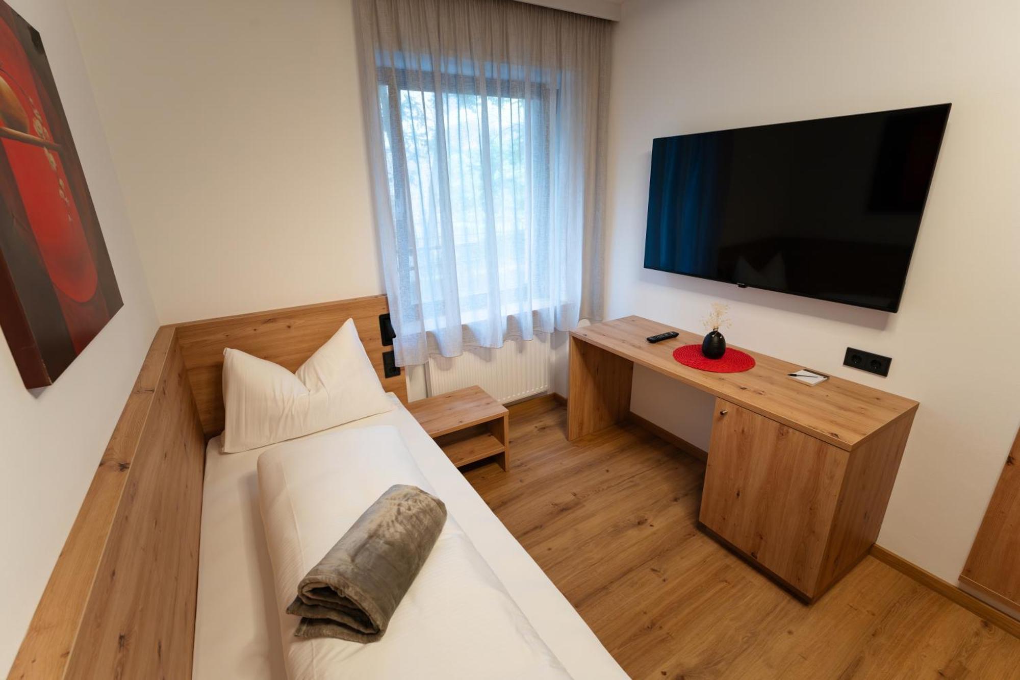 Self Service Hotel Schnalser Hof Натурно Екстериор снимка