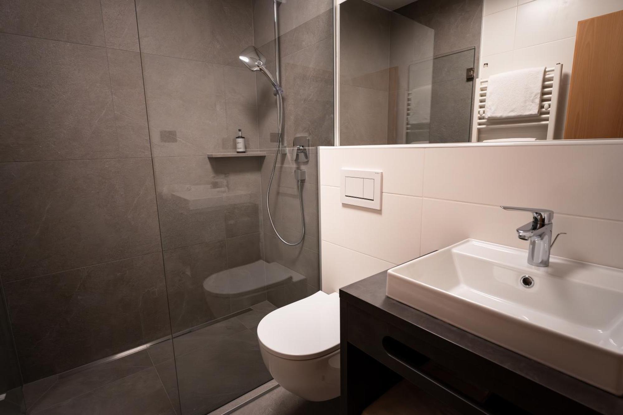Self Service Hotel Schnalser Hof Натурно Екстериор снимка