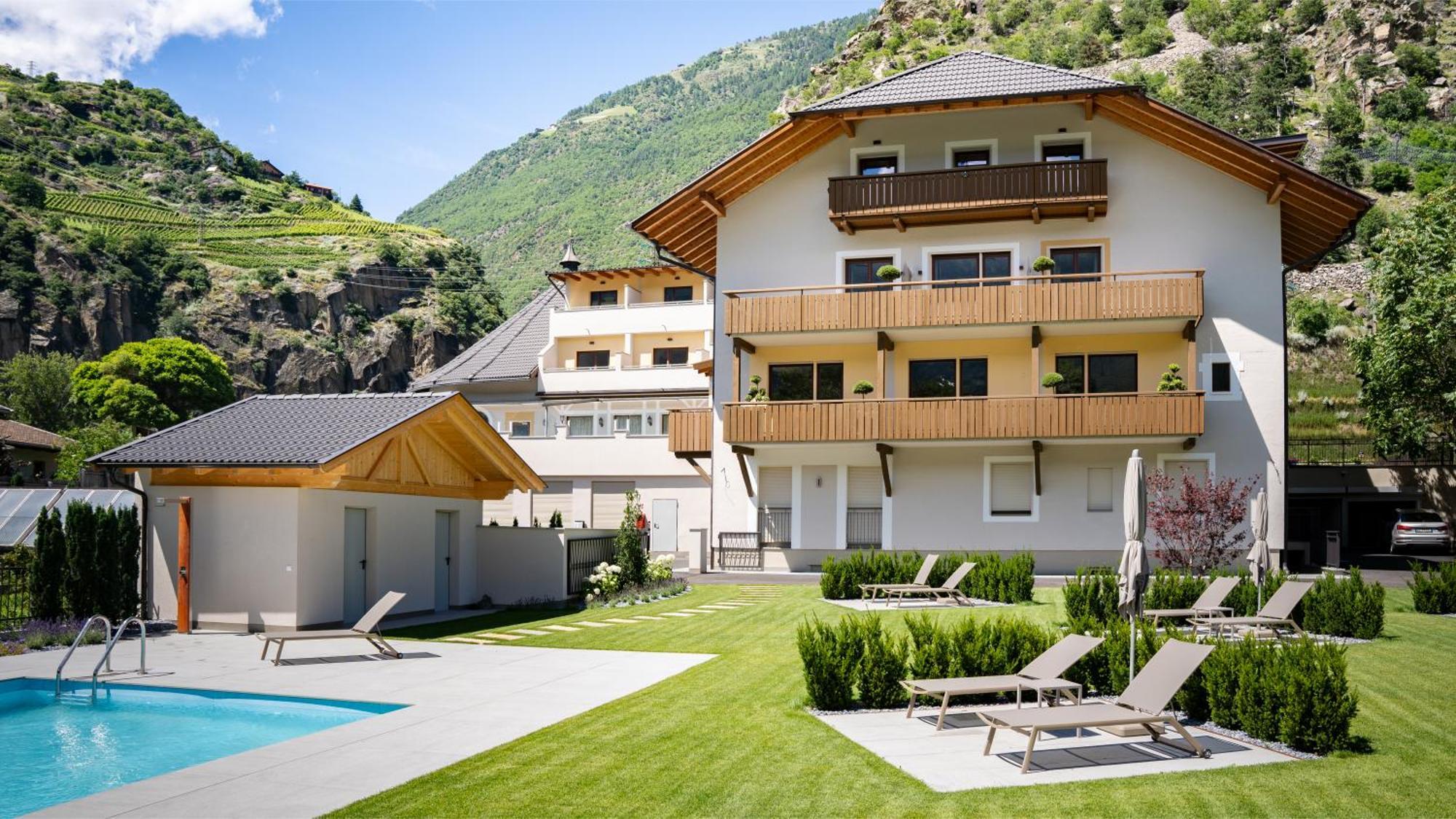 Self Service Hotel Schnalser Hof Натурно Екстериор снимка
