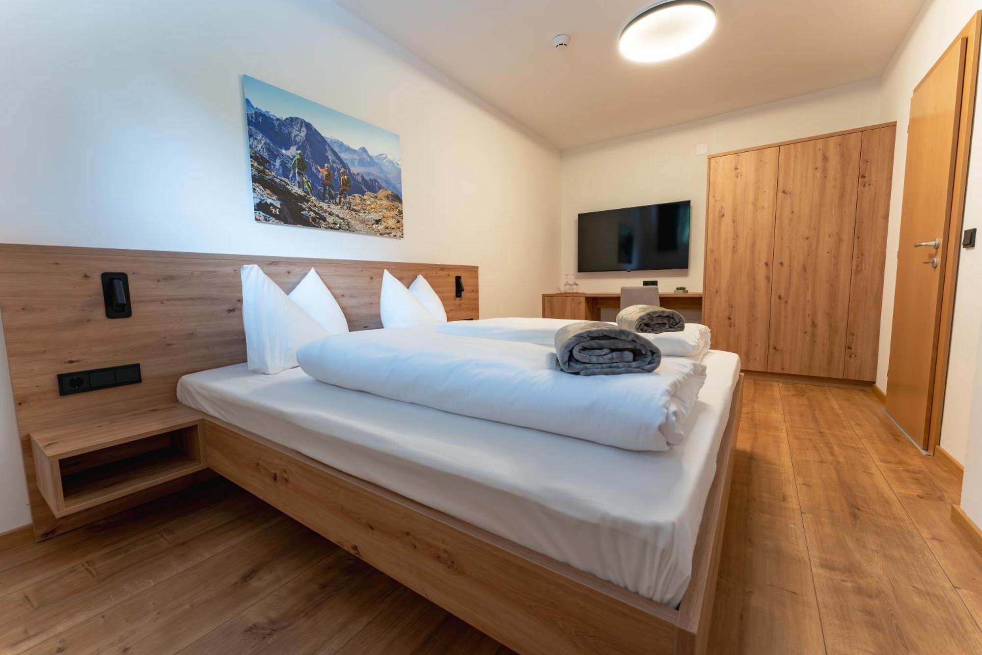Self Service Hotel Schnalser Hof Натурно Екстериор снимка